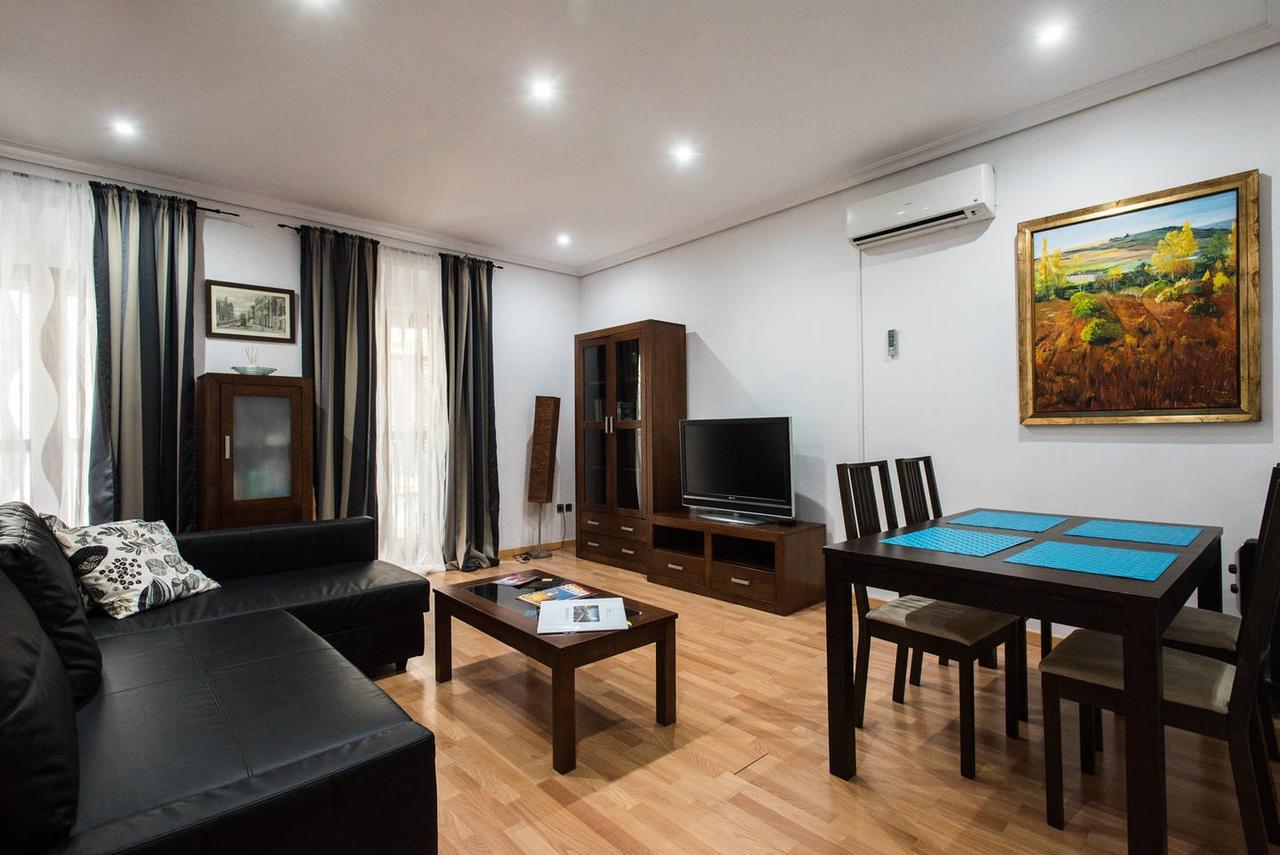 Appartamento The Bell Ringer House Siviglia Esterno foto