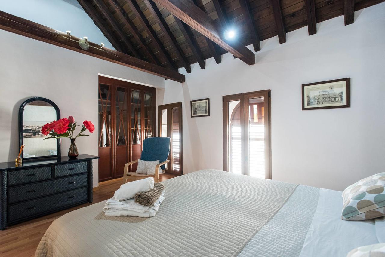 Appartamento The Bell Ringer House Siviglia Esterno foto